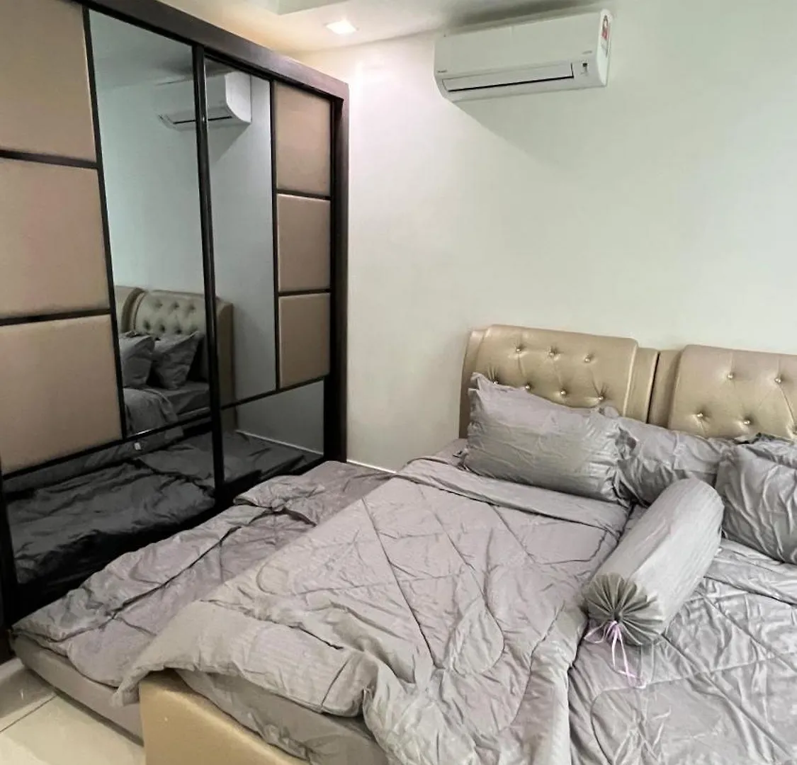 Exclusive Homestay 쿠알라룸푸르 아파트